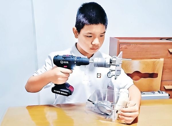 a8c1ba7890f54d22a44f08b3ff42c6d7.jpg 72ca791827d4ee2217e09a2f26a412a.jpg