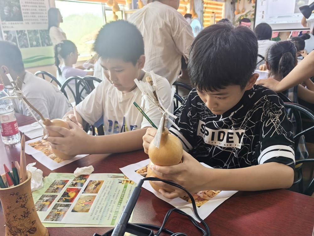 09f5db9e92374a4fbae396c52653c5f1.jpg 2-2.jpg