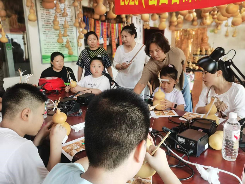 21eb64ecf544430da831debce43c0145.jpg 2.jpg