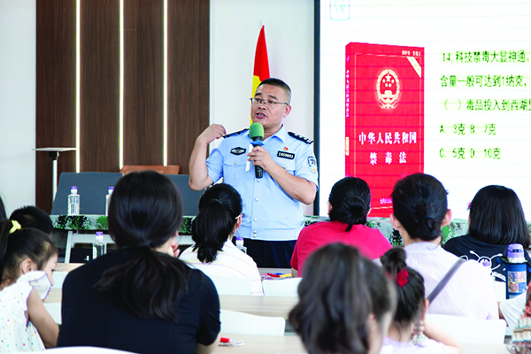 “十万”到“百万”： 禁毒民警张俊和的守护答卷