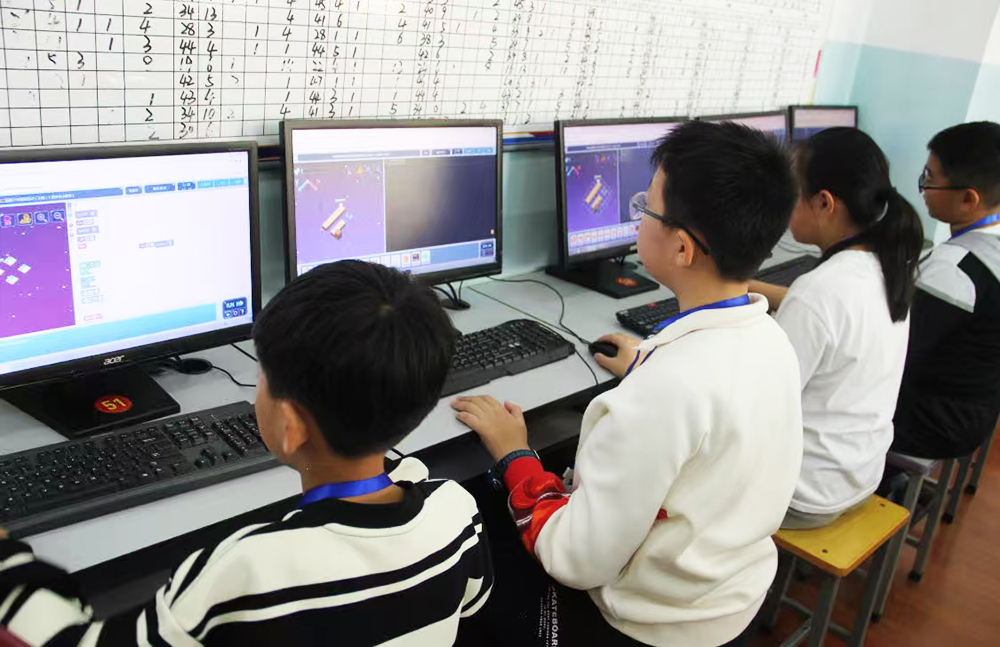 fc602ef71f2b4f8aa31e40e9d3c04c59.jpg 000.jpg