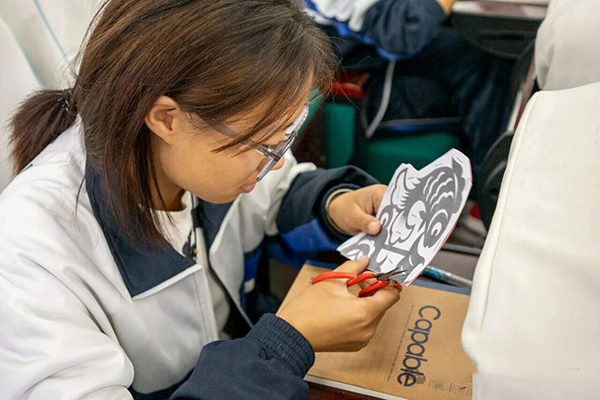 ae4dd963885846e594b67be2d621ec90.jpg 微信图片_2025-10-16_150801_571.jpg