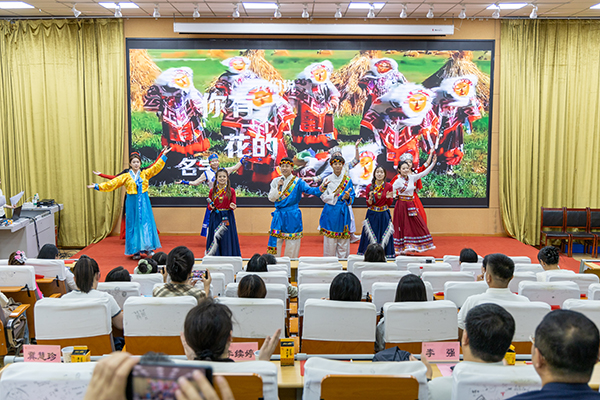 24d10680eb824b33b4b4732d39bd7445.jpg 微信图片_20260924174230_529_22.jpg